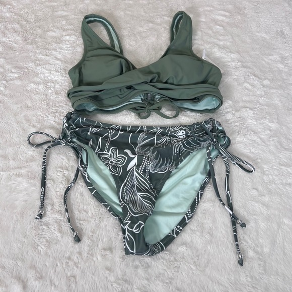 Cupshe Womens Bikini Set Olive Green Floral Lace Up Side Tie Size Large NWT - Picture 3 of 12